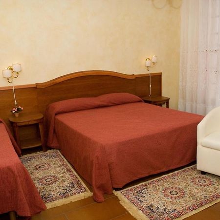 B&B Il Nido Santa Domenica  Δωμάτιο φωτογραφία